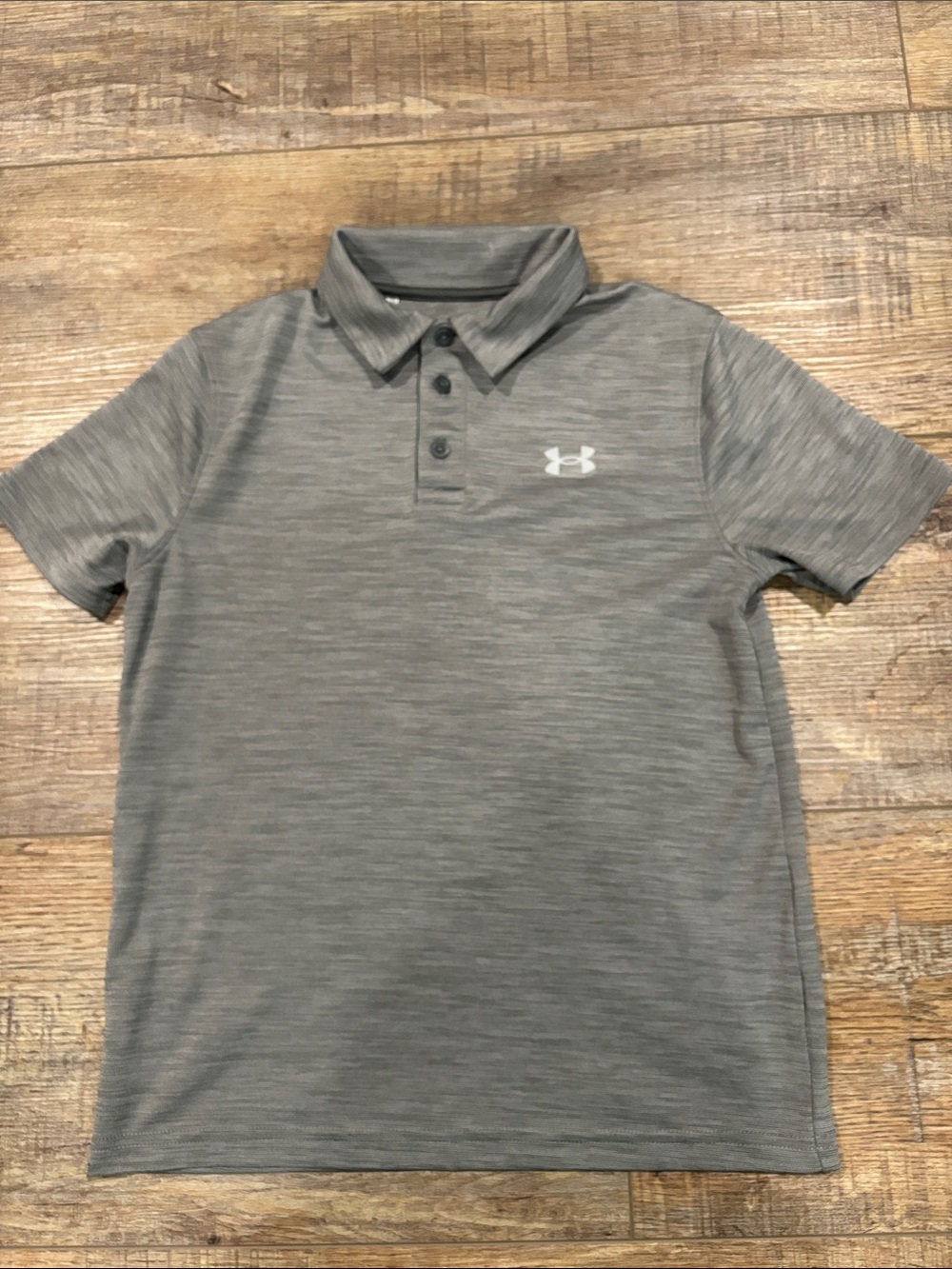 Boys Under Armour golf polo style shirt, size YMD.